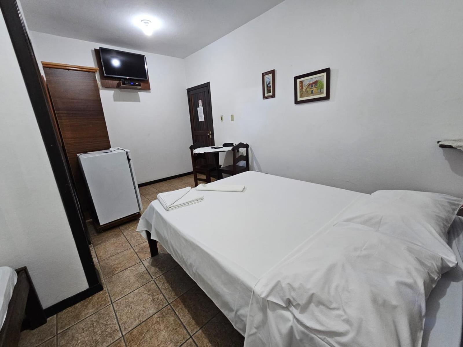 Schulz Pousada Joinville Exterior foto